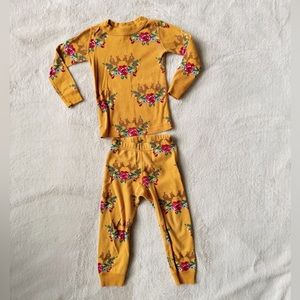 Hanna Anderson Pajamas in Deer and Flower Print